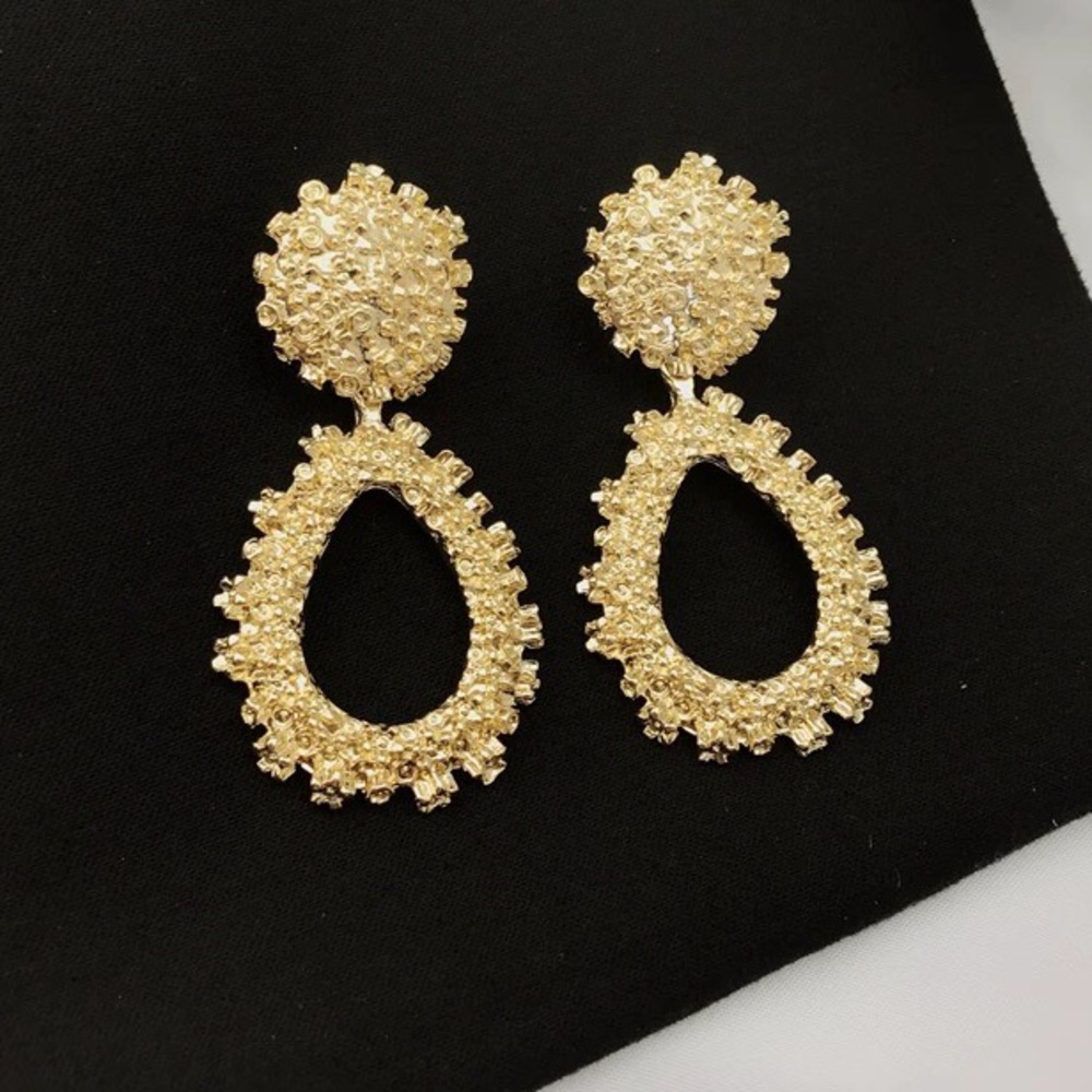 H&M Gold Chunky Statement Stud Drop Earring - Picture 7 of 9
